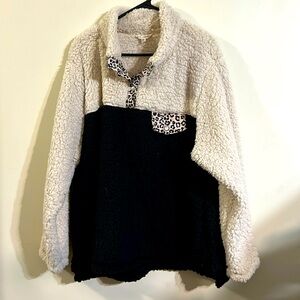 Leopard print Sherpa pullover